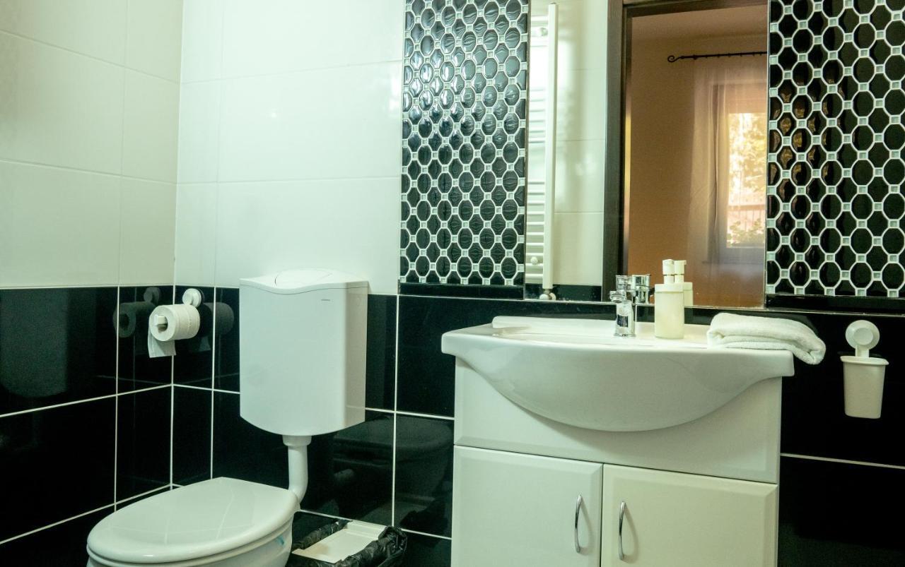 Bagosi Vendeghaz Hotel Hajdubagos Bagian luar foto