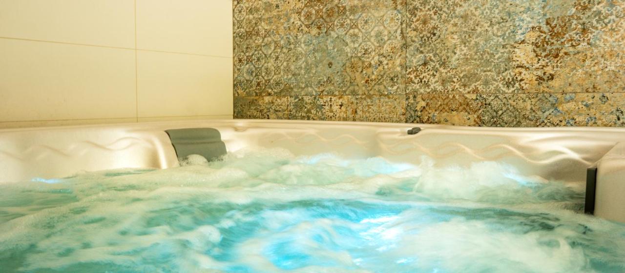 Bagosi Vendeghaz Hotel Hajdubagos Bagian luar foto