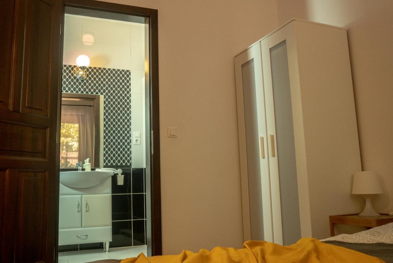 Bagosi Vendeghaz Hotel Hajdubagos Bagian luar foto